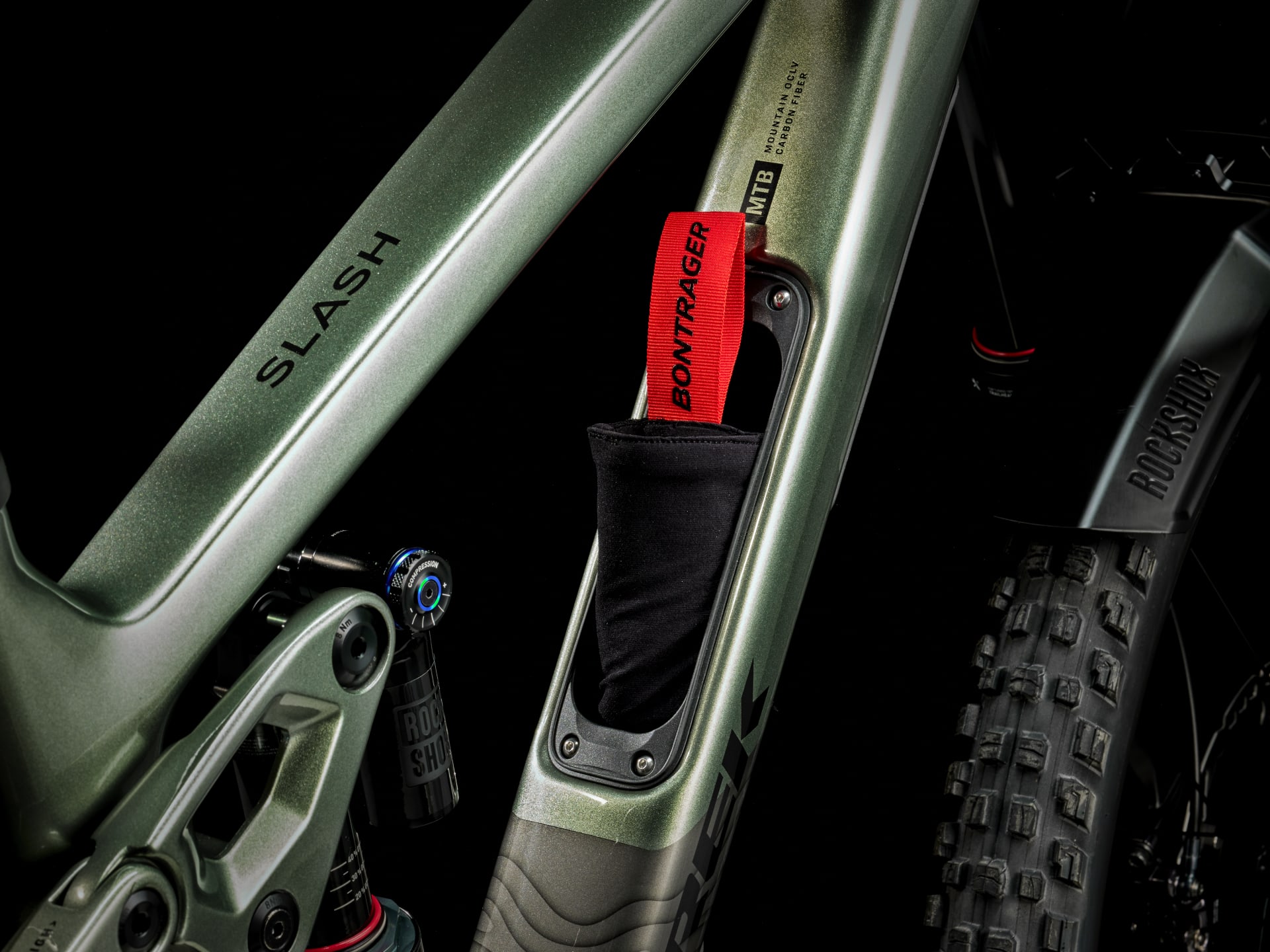 Slash98XT-24-41814-B-Alt3